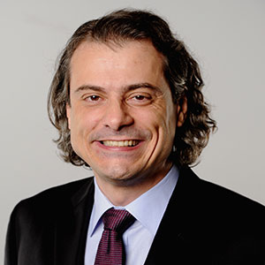 Dr. Leandro Chambrone, DDS, MSc, PhD